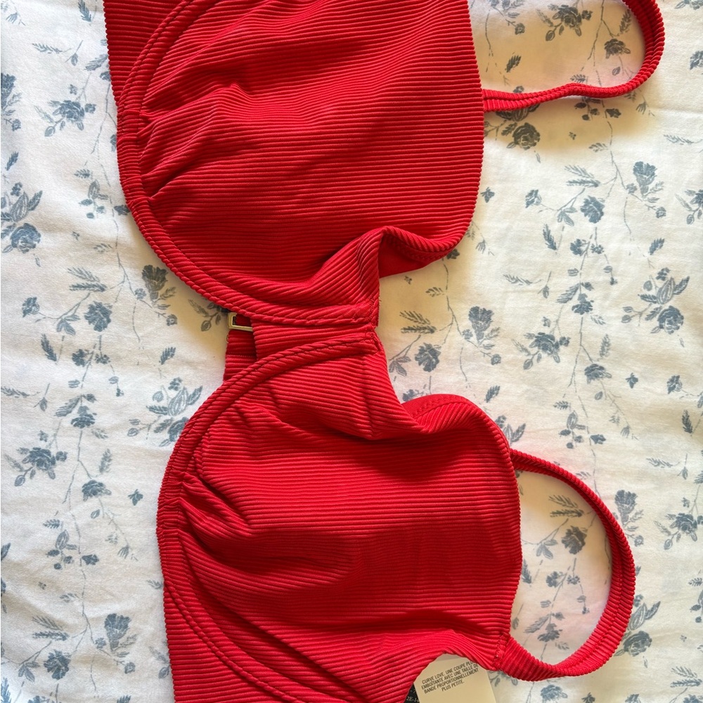 Abercrombie Swim Top NWT (Curve Medium)